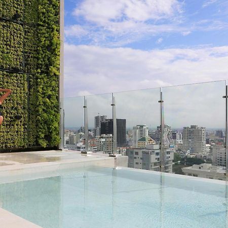 Courtyard By Marriott Santo Domingo Piantini Hotel Exterior photo