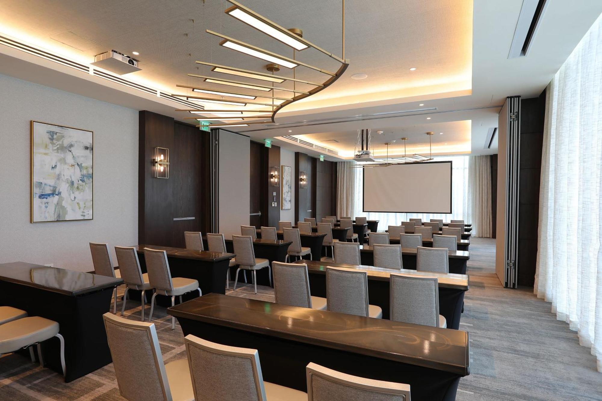 Courtyard By Marriott Santo Domingo Piantini Hotel Exterior photo