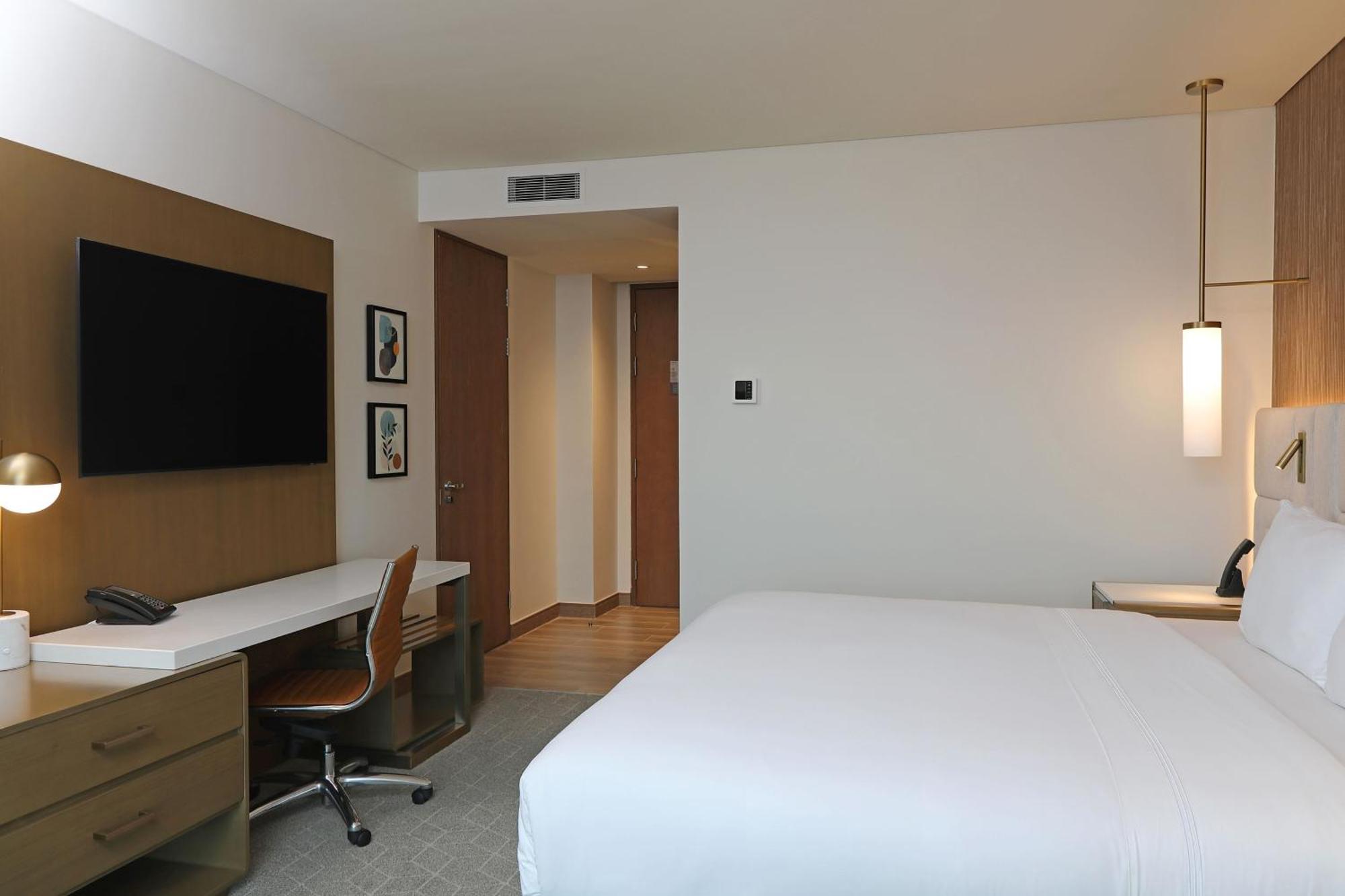 Courtyard By Marriott Santo Domingo Piantini Hotel Exterior photo